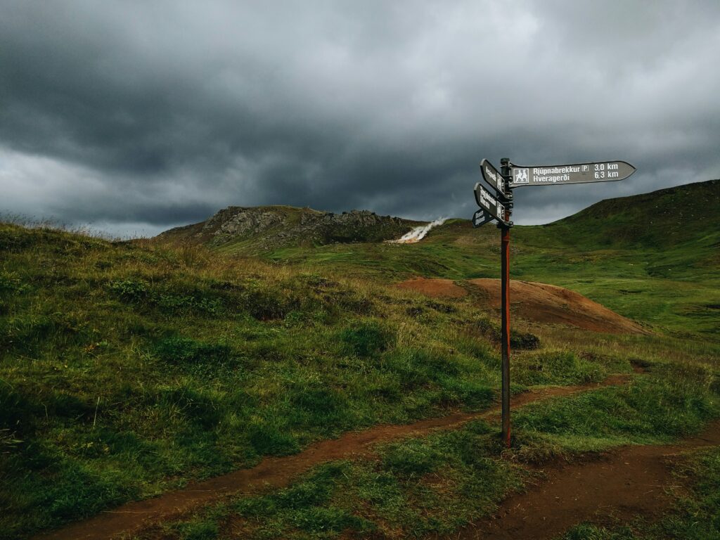 olena-shmahalo-4u2n7XdAbxI-unsplash