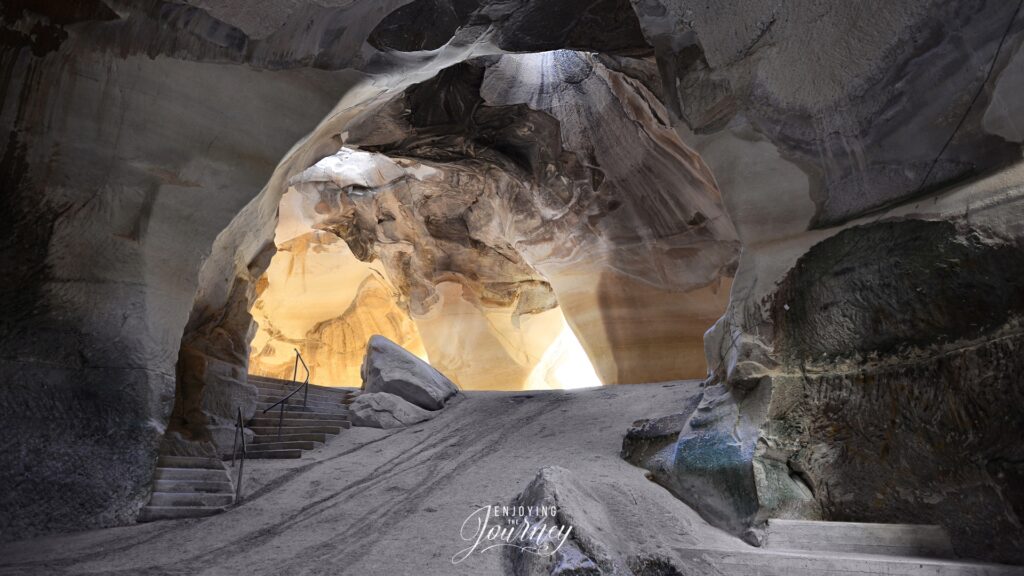 After David robbed Saul's tent, he returned the spear yet kept his water cruse. This was done because comfortable sin still displeases God... Image of David sparing Saul's life as recorded in 1 Samuel 26