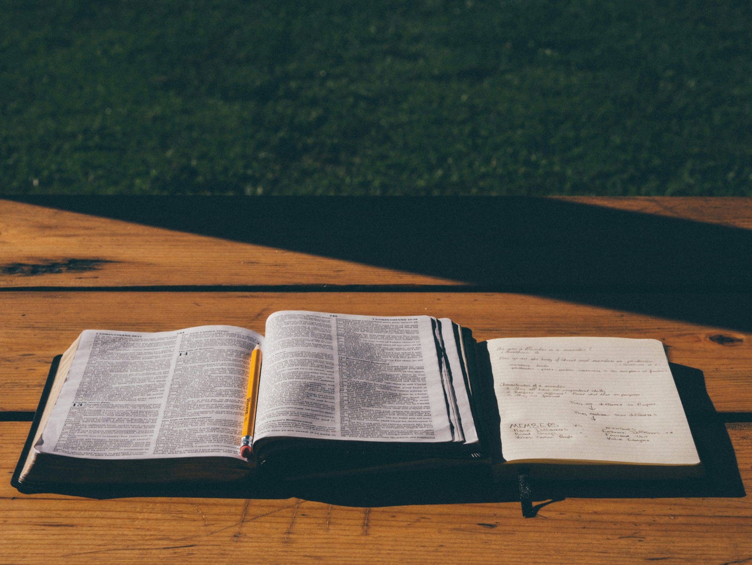 3 Benefits of Memorizing Scripture (and How to Begin!) - Enjoying the ...