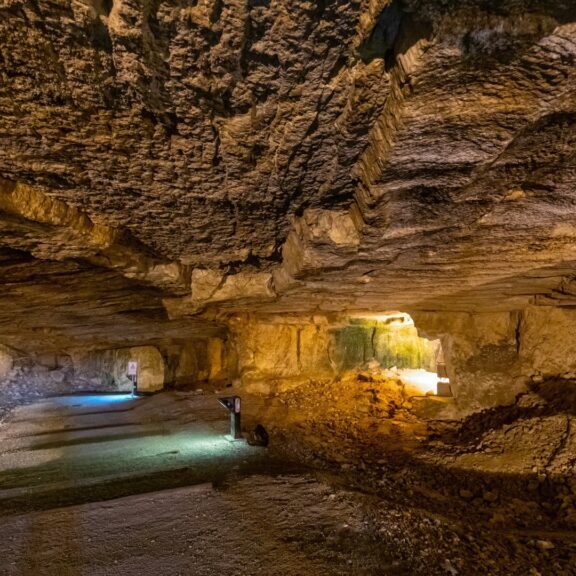 Zedekiah’s Cave 