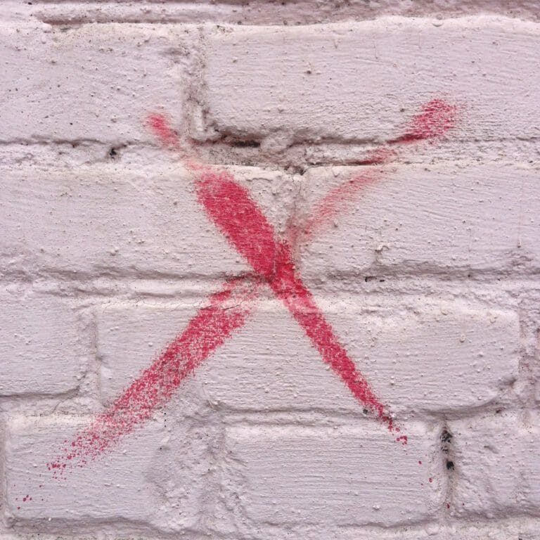 andrej-lisakov-f12g2yxcp18-unsplash