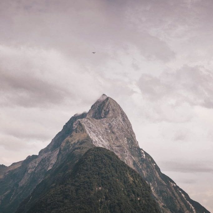 taylor-brandon-J22MCW7BTy4-unsplash